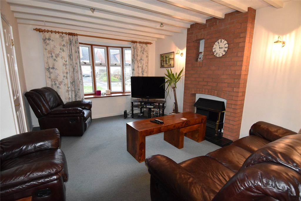 Property photo 3 of 8 Picture No. 09