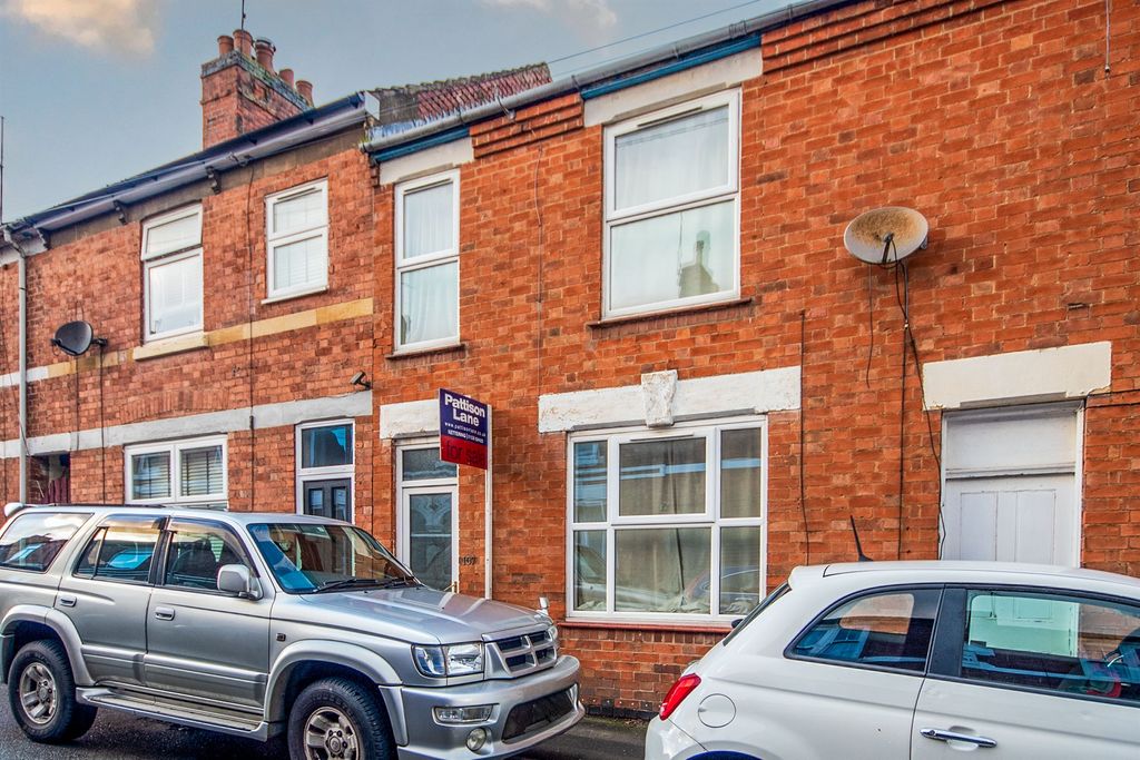 Property photo 1 of 9