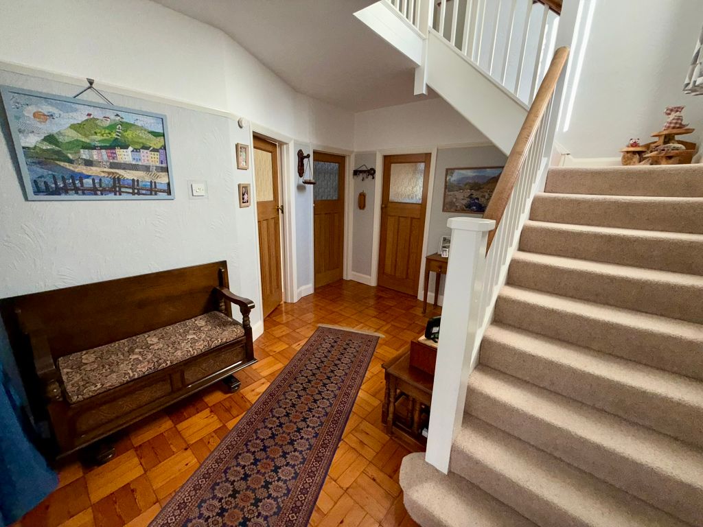 Property photo 3 of 23