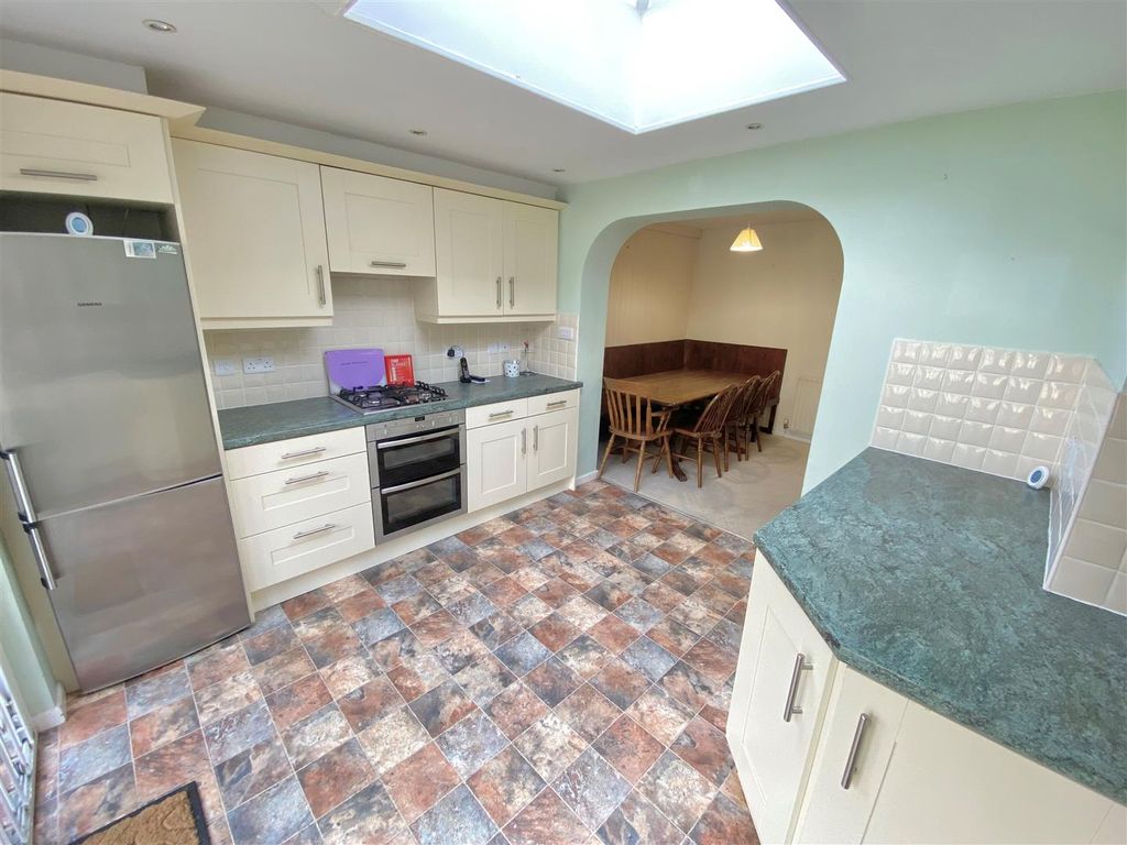 Property photo 2 of 14 Kitch 2.Jpg