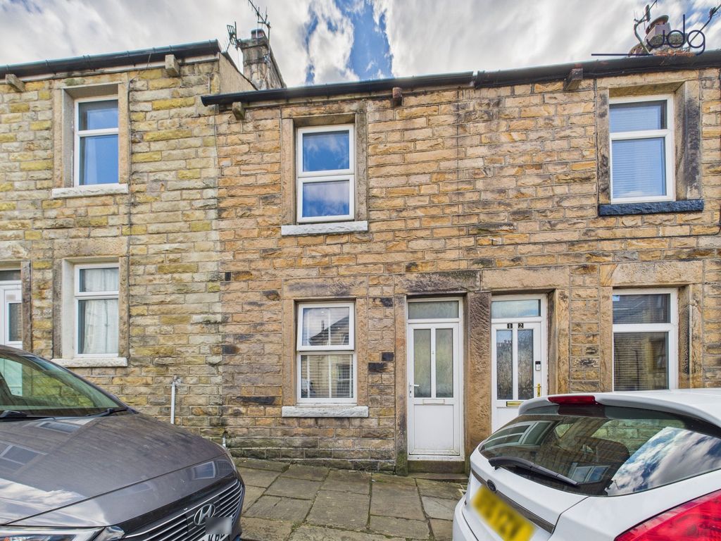 Property photo 1 of 10 Welcome To Eastham Street