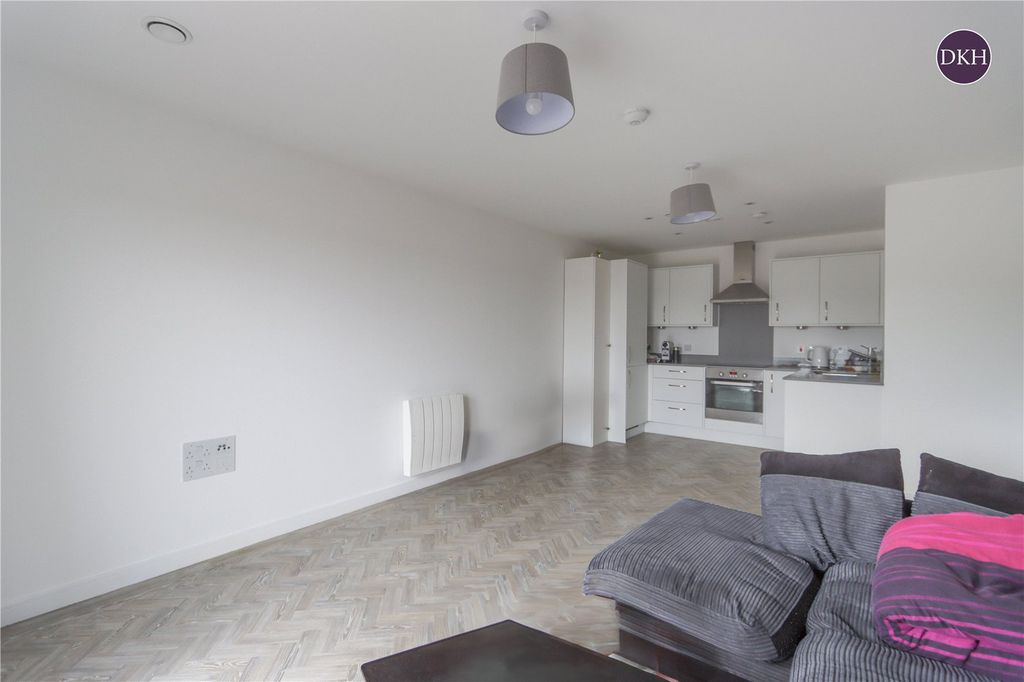 Property photo 3 of 9 Picture No. 05