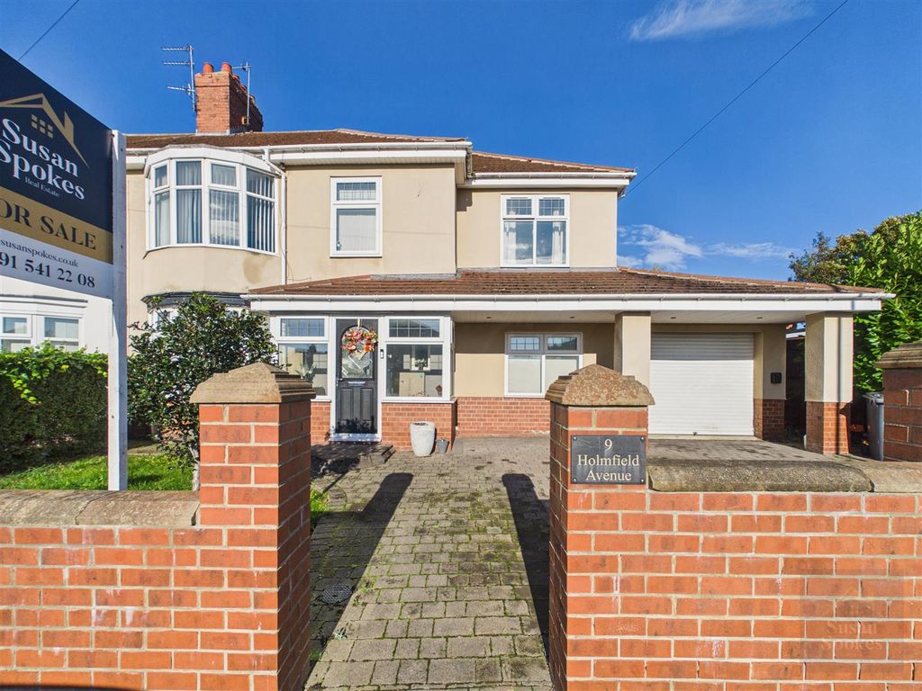 Property photo 1 of 11 Cam01858G0-Pr0350-Still038.Jpg