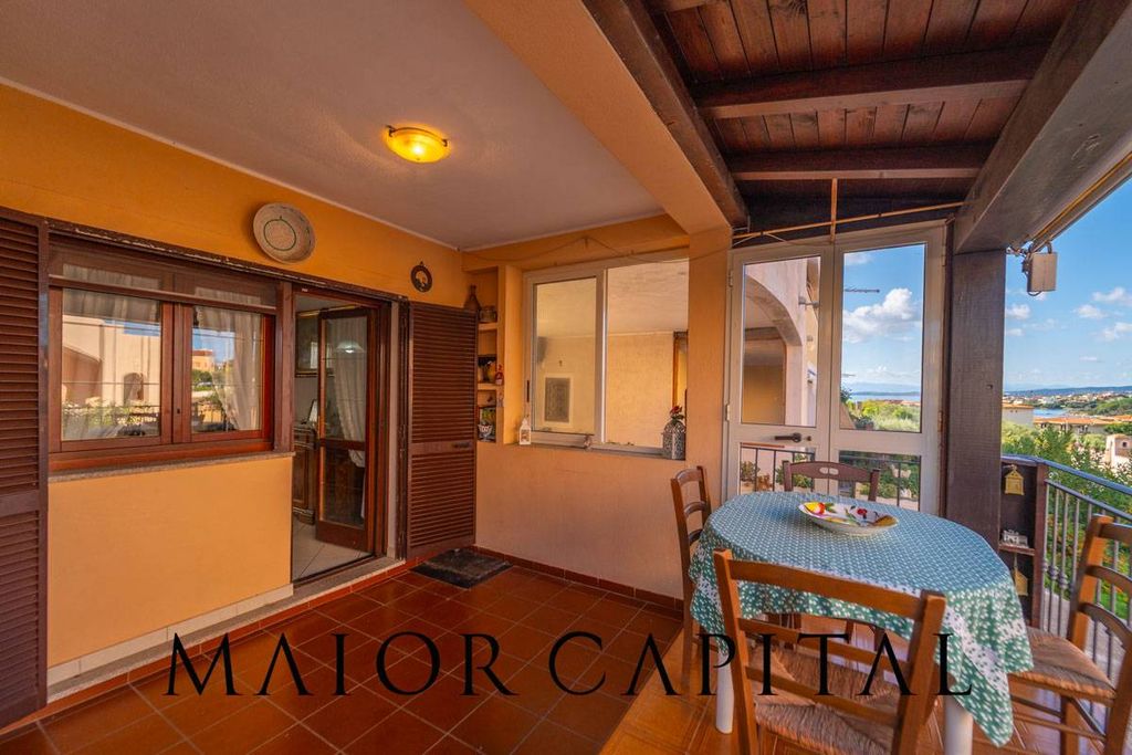 Property photo 2 of 32