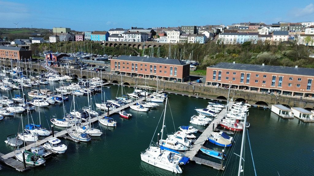 Property photo 1 of 7 Main Image