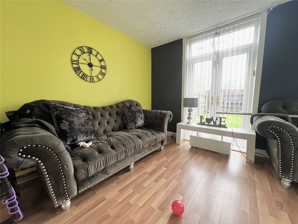 Property photo 2 of 12 Picture No. 12