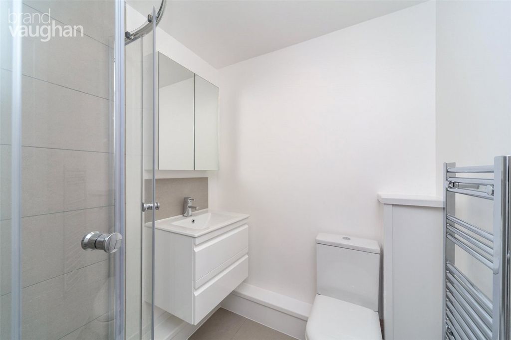 Property photo 2 of 4 Picture No. 01