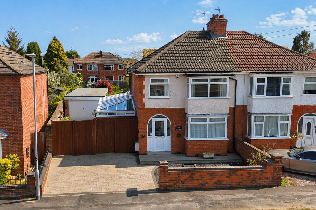 Property photo 1 of 28 Fronthouse