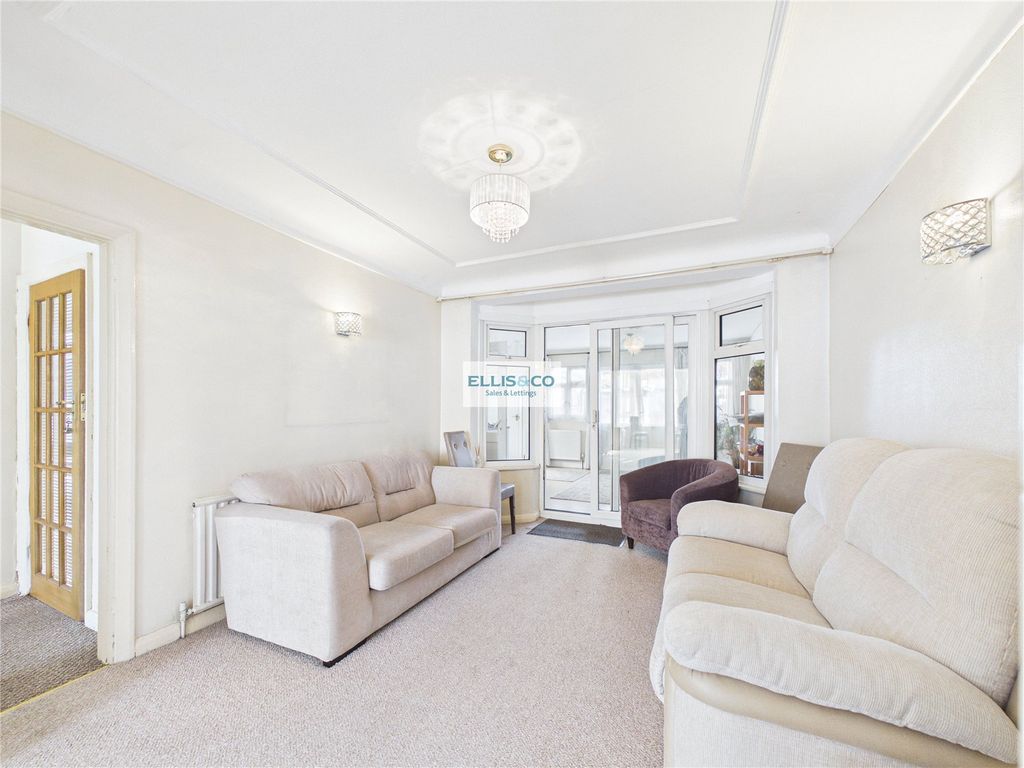 Property photo 3 of 27 Picture No. 14