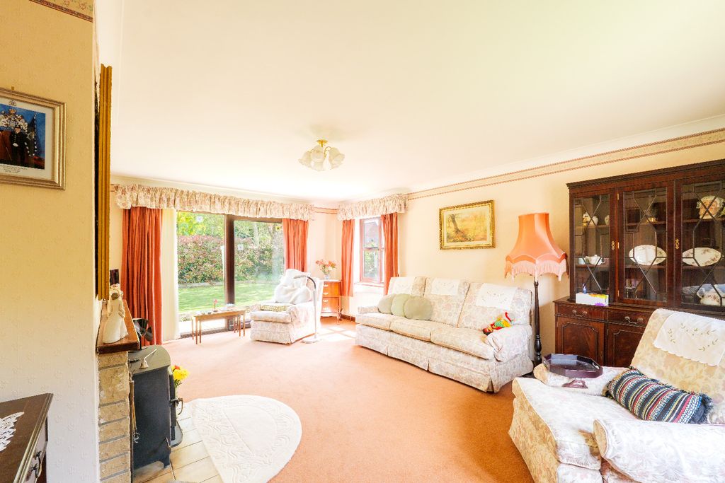Property photo 3 of 25 5155415