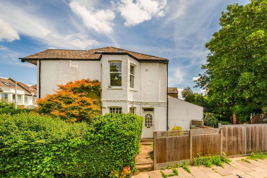 Property photo 1 of 5