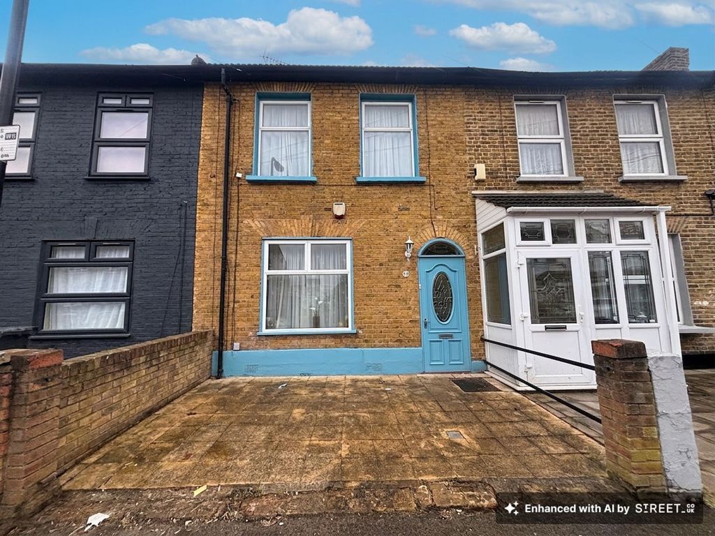 Property photo 1 of 13