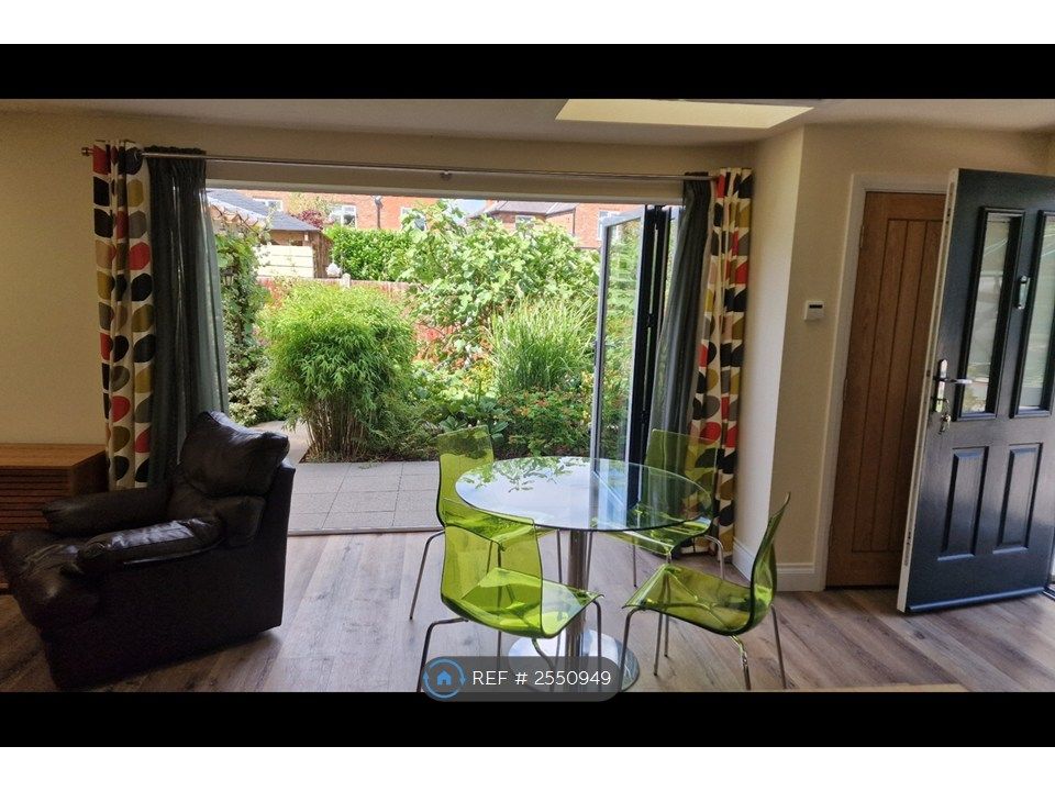Property photo 2 of 30