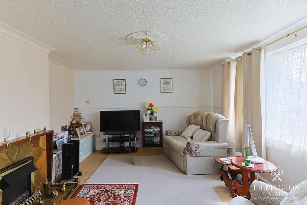 Property photo 3 of 11 5336815