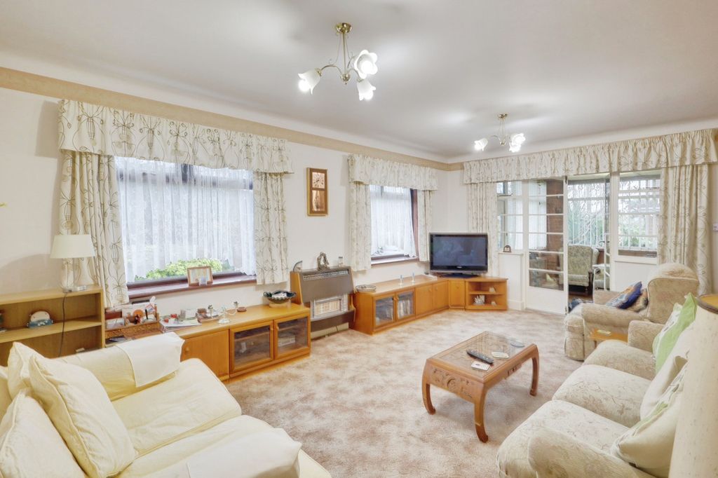 Property photo 2 of 15