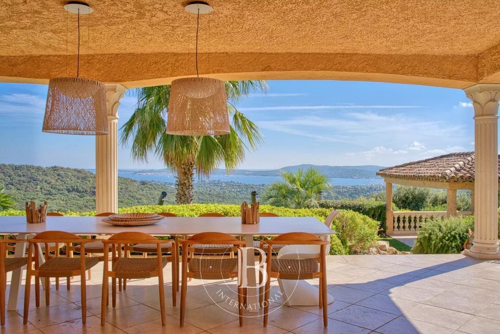 Property photo 1 of 11 Saint Tropez Gulf - Renovated Villa With Panoramic Sea Views - 8 Bedrooms
