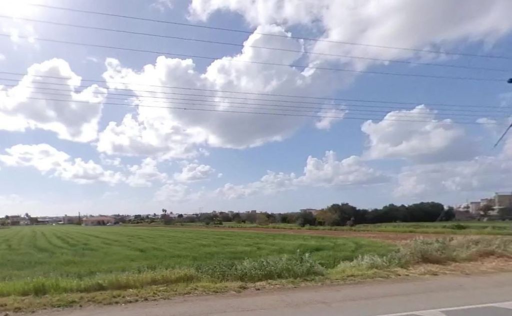 Property photo 1 of 1