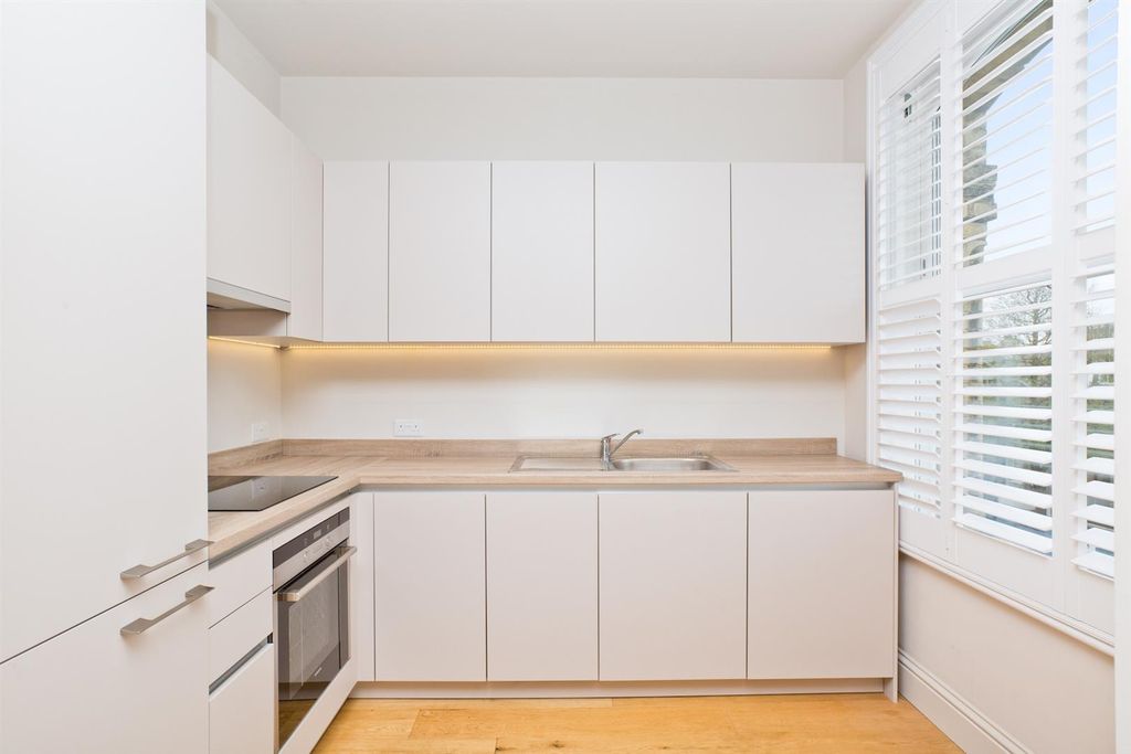 Property photo 3 of 12 Wilbury Road-1.Jpg