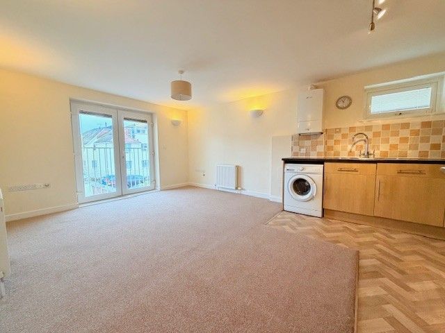 Property photo 3 of 8