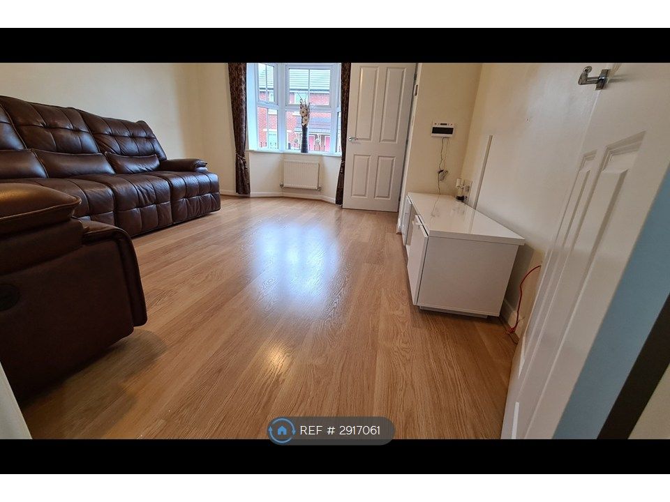 Property photo 2 of 15 Lounge 2