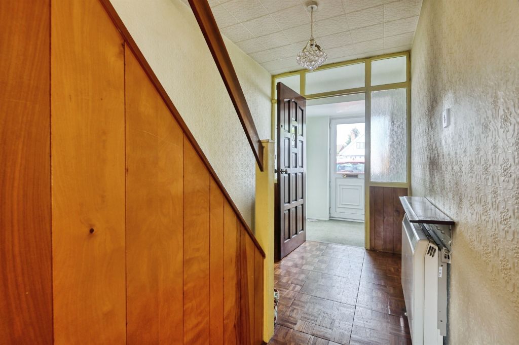 Property photo 1 of 42