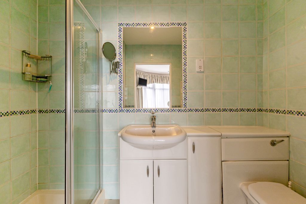 Additional image 14 of 5 bed detached house for saleLake View, Edgware HA8