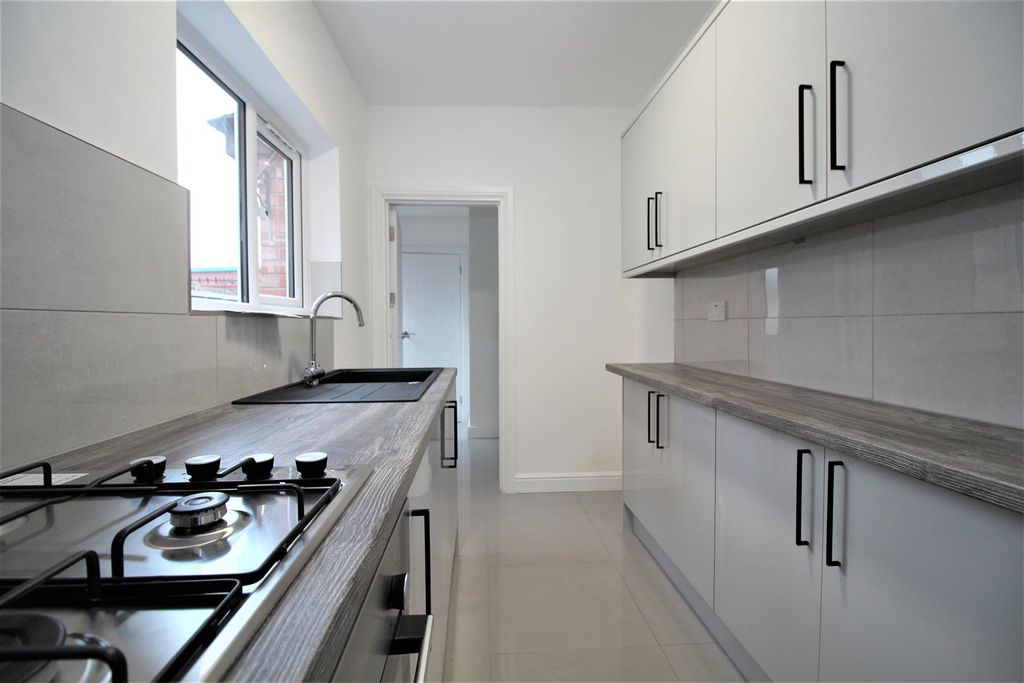 Property photo 1 of 11 Img_1432.Jpg