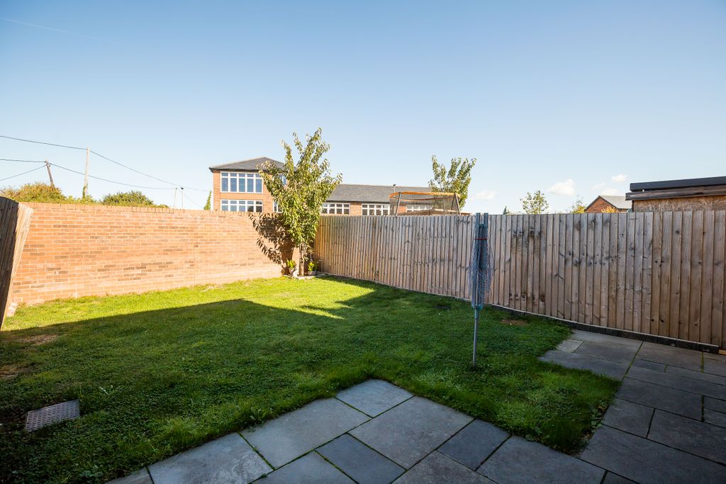 Property photo 3 of 18 Img_7084