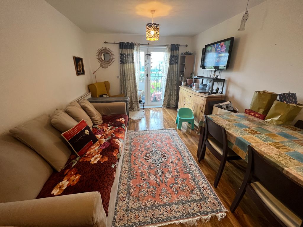 Property photo 2 of 6