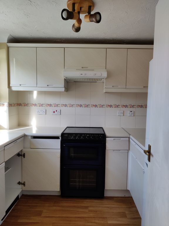 Property photo 2 of 6