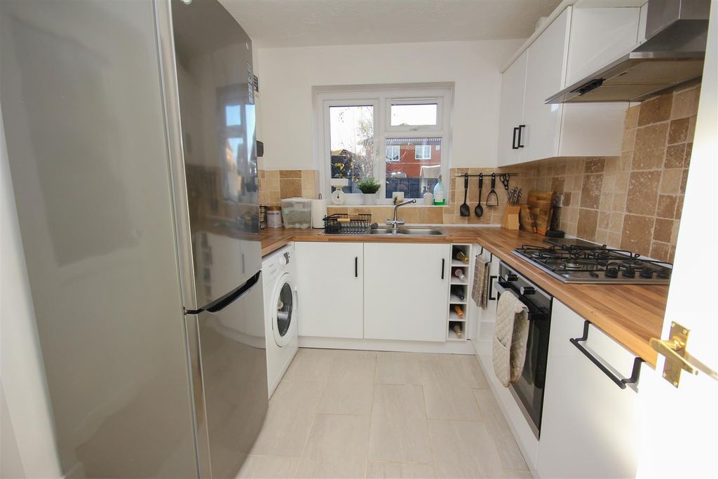 Property photo 2 of 12 Img_0344.Jpg