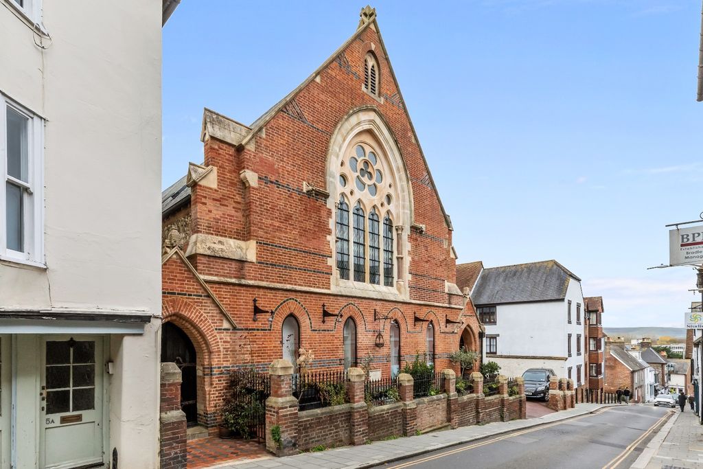 Property photo 1 of 19 4670261