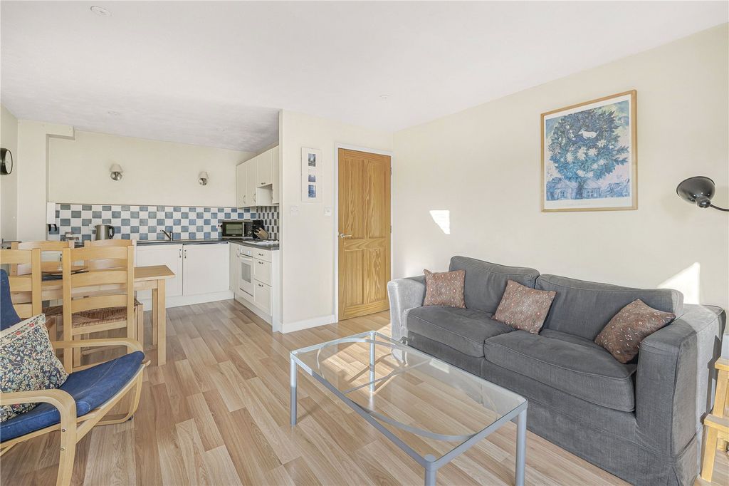 Property photo 2 of 10 Picture No. 05