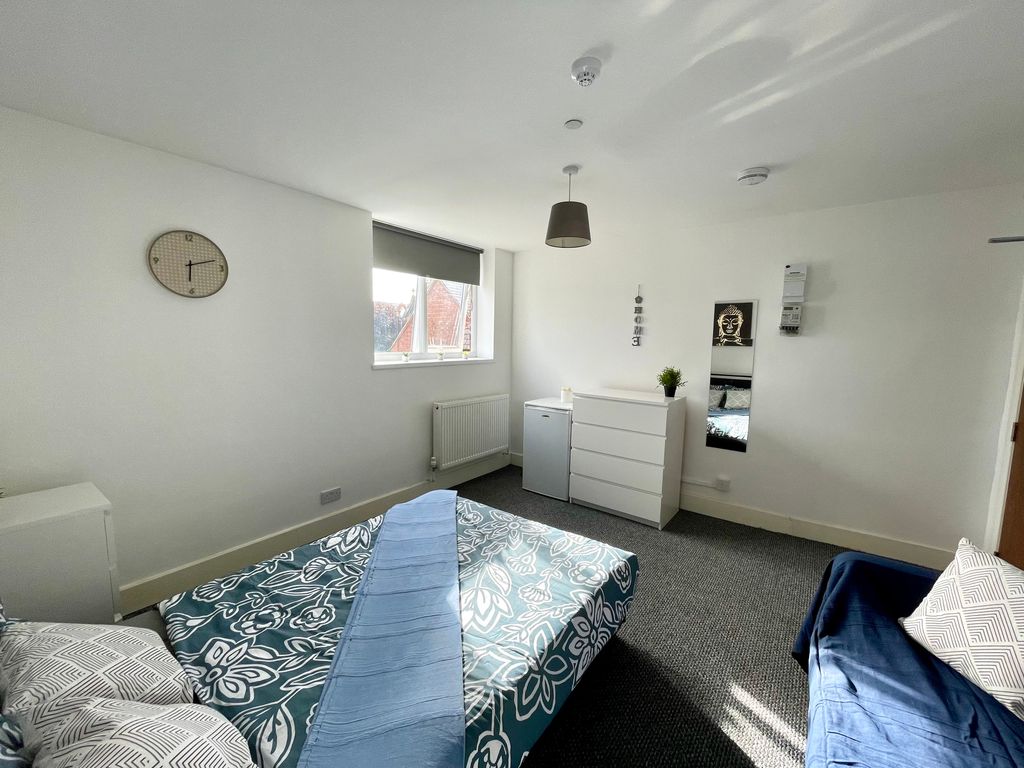 Property photo 3 of 3