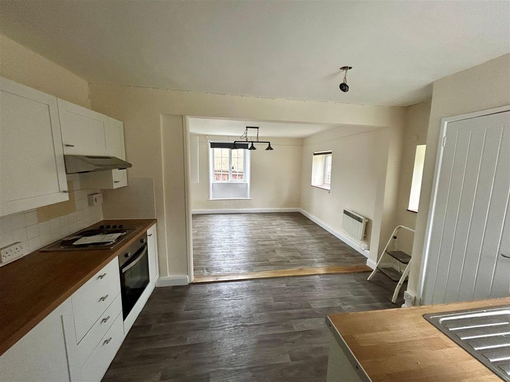 Property photo 2 of 17 Kitchen Diner.Jpg