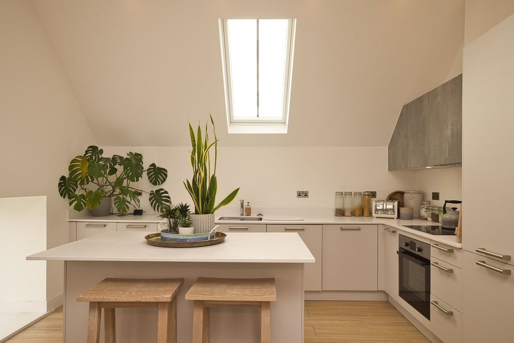 Property photo 3 of 11 Picture 3