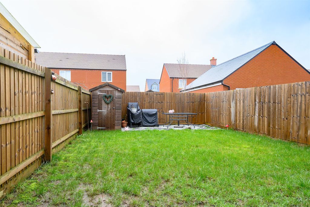 Property photo 2 of 12