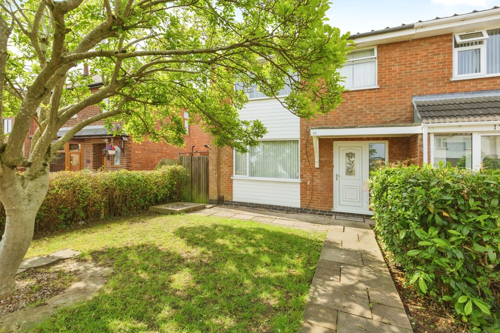 Property photo 3 of 13