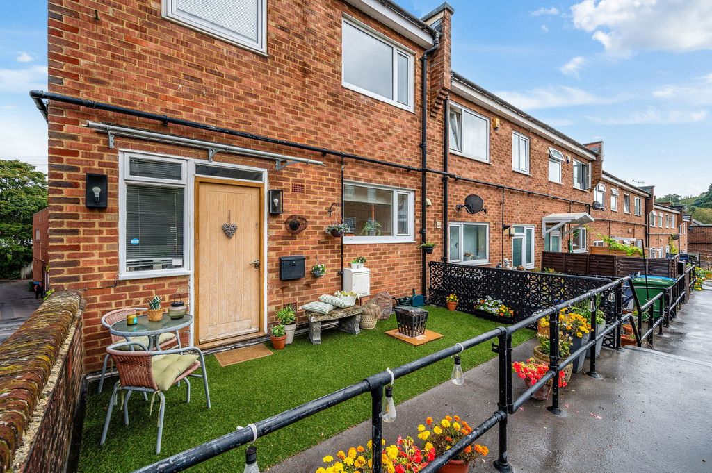 Property photo 3 of 10