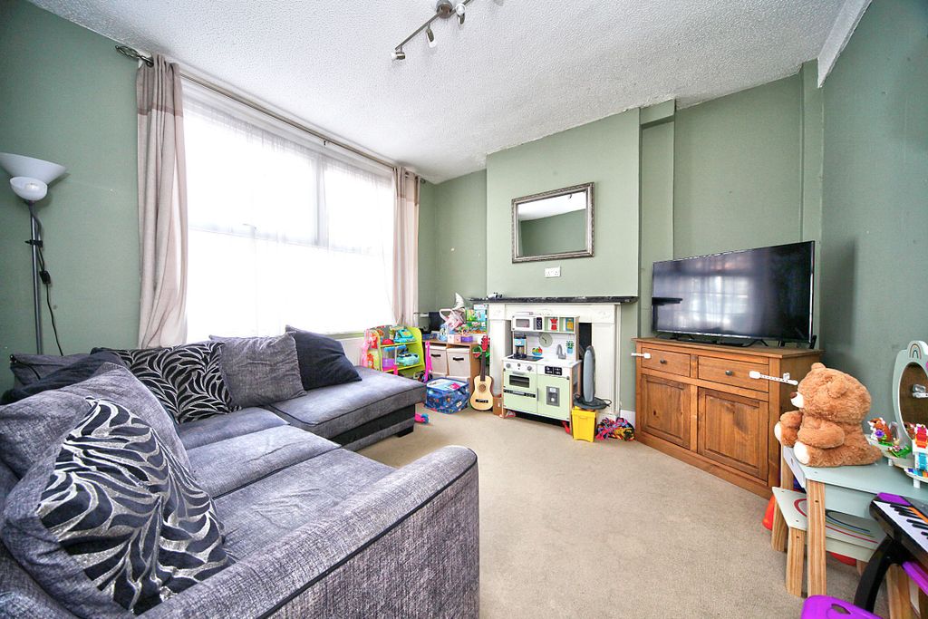 Property photo 2 of 15