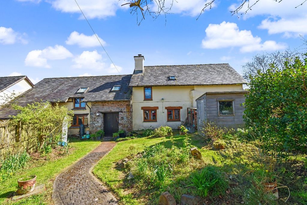 Property photo 1 of 22