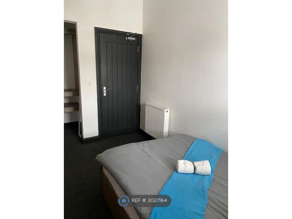 Property photo 2 of 3