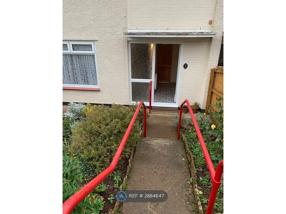 Property photo 2 of 7