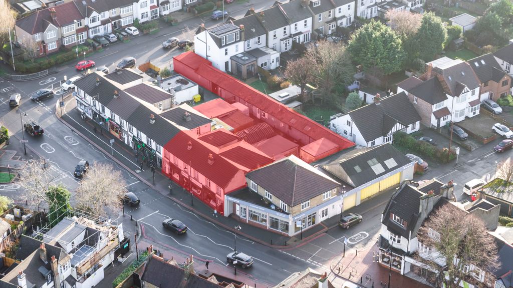 Property photo 1 of 6