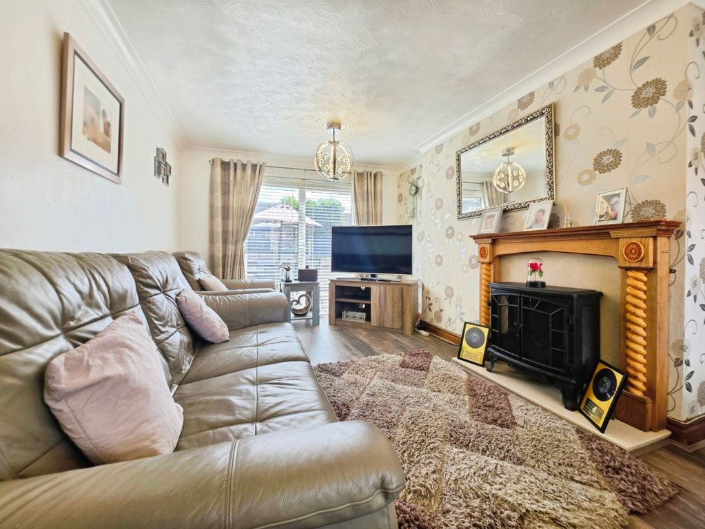 Property photo 2 of 22 Pbox-Img.Jpg