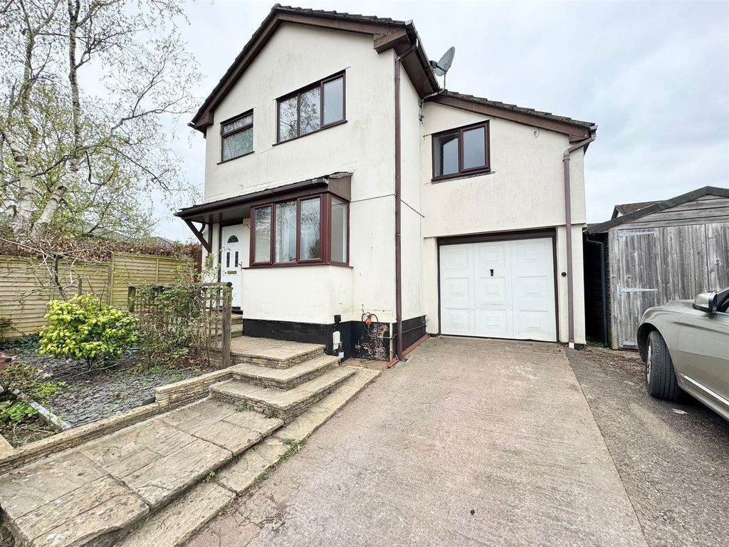 Property photo 1 of 19