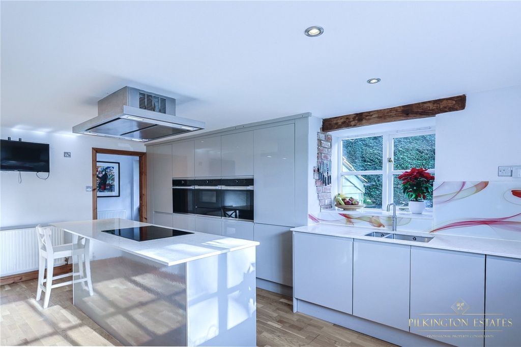 Property photo 3 of 30 4293482