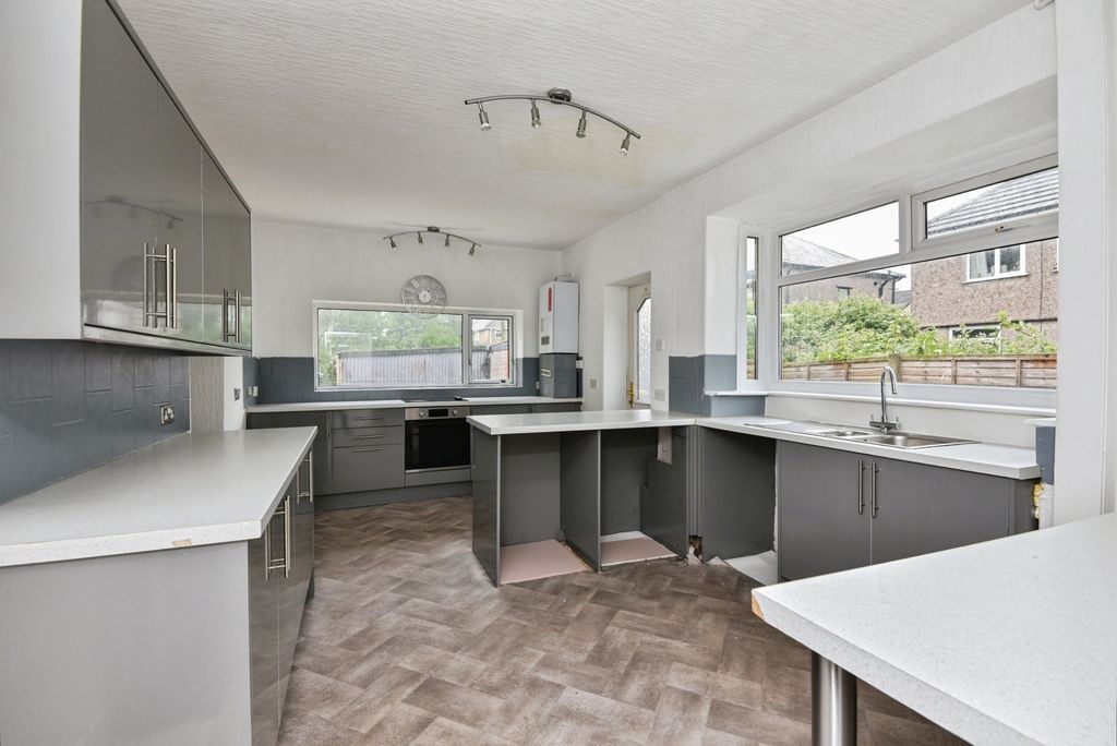 Property photo 2 of 20 Pbox-Img.Jpg