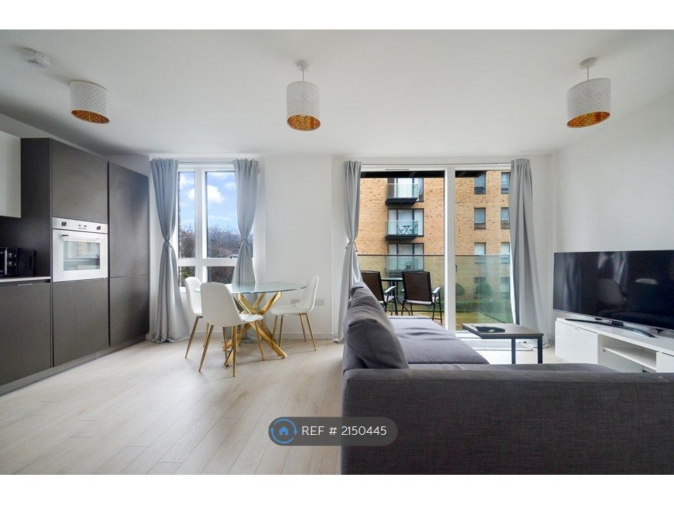 Property photo 2 of 8