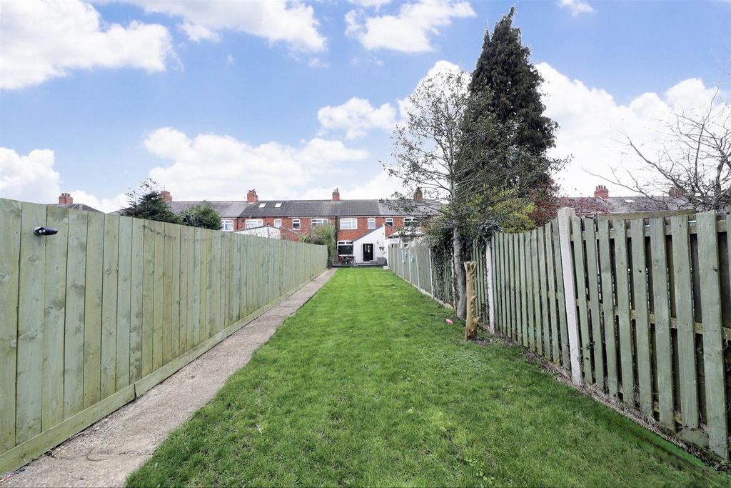 Property photo 3 of 15 Outside